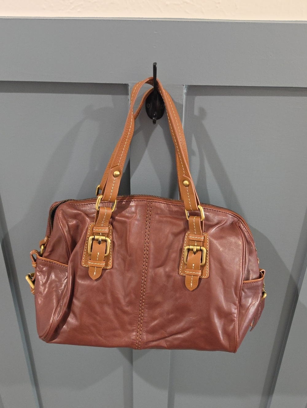 Nino BOSSI Brown Leather Shoulder Bag with Tan Handles